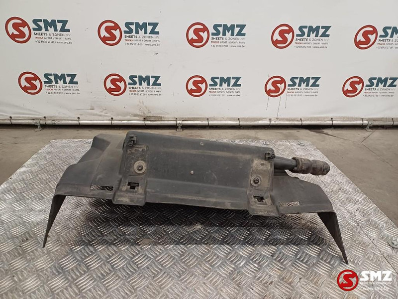 Renault Occ spatbord rechts Renault - Carrosserie et extérieur pour Camion: photos 2 Renault Occ spatbord rechts Renault - Carrosserie et extérieur pour Camion: photos 2