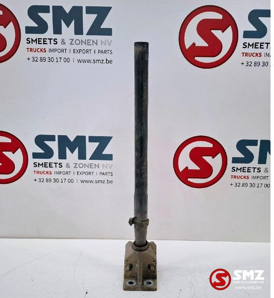 Renault Occ spatbordsteun achteraan Renault - Carrosserie et extérieur pour Camion: photos 3 Renault Occ spatbordsteun achteraan Renault - Carrosserie et extérieur pour Camion: photos 3