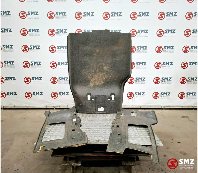 Renault Occ vloermattenset Renault - Cabine et intérieur pour Camion: photos 1 Renault Occ vloermattenset Renault - Cabine et intérieur pour Camion: photos 1