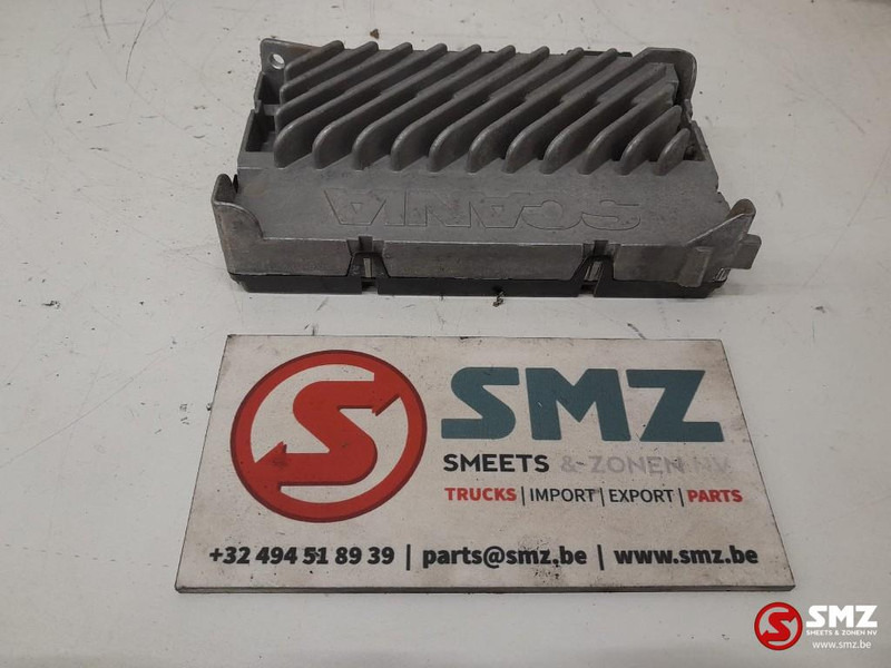 Scania Occ ECU CUV E32 regeleenheid Scania - Bloc de gestion pour Camion: photos 2 Scania Occ ECU CUV E32 regeleenheid Scania - Bloc de gestion pour Camion: photos 2