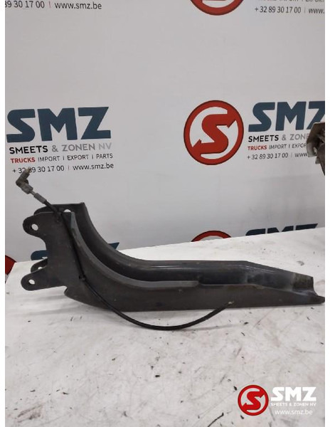 Scania Occ cabinesteun linksachter Scania - Suspension de cabine pour Camion: photos 2 Scania Occ cabinesteun linksachter Scania - Suspension de cabine pour Camion: photos 2