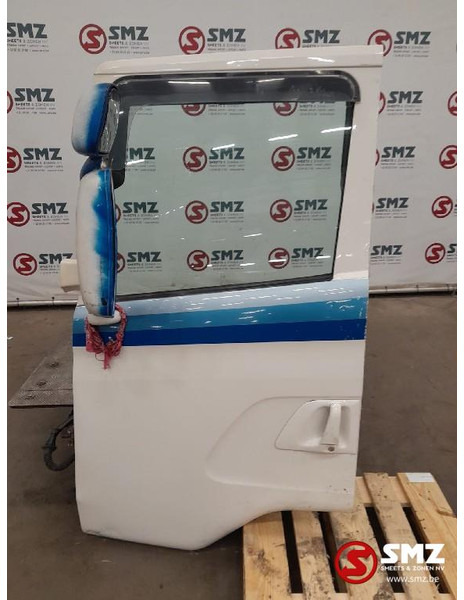 Scania Occ deur links Scania - Portière et pièces pour Camion: photos 1 Scania Occ deur links Scania - Portière et pièces pour Camion: photos 1