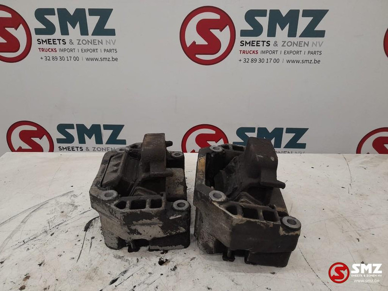 Scania Occ set versnellingsbaksteunen Scania - Boîte de vitesse pour Camion: photos 3 Scania Occ set versnellingsbaksteunen Scania - Boîte de vitesse pour Camion: photos 3