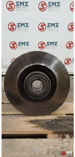 Scania Occ wielnaaf vooras AM420S Scania - Commande de gouvernail pour Camion: photos 4 Scania Occ wielnaaf vooras AM420S Scania - Commande de gouvernail pour Camion: photos 4