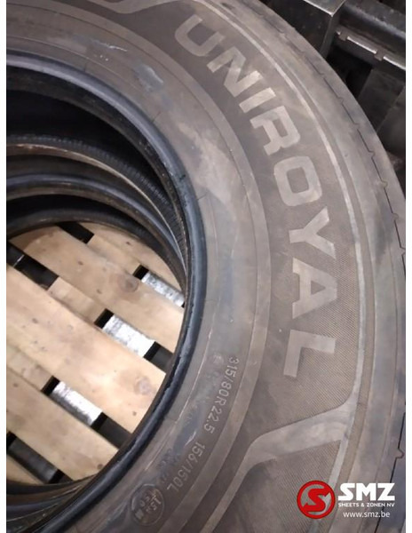 Uniroyal Occ vrachtwagenband Uniroyal 315/80R22.5 - Pneu pour Camion: photos 2 Uniroyal Occ vrachtwagenband Uniroyal 315/80R22.5 - Pneu pour Camion: photos 2
