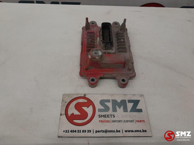 Volvo Occ ECU AdBlue regeleenheid Volvo - Bloc de gestion pour Camion: photos 3 Volvo Occ ECU AdBlue regeleenheid Volvo - Bloc de gestion pour Camion: photos 3