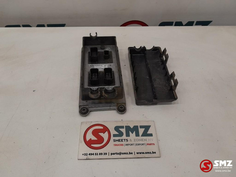 Volvo Occ ECU RCIOM2 regeleenheid Volvo - Bloc de gestion pour Camion: photos 1 Volvo Occ ECU RCIOM2 regeleenheid Volvo - Bloc de gestion pour Camion: photos 1