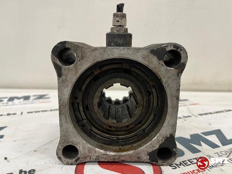 Volvo Occ Hydraulische pomp met PTO Volvo - Pompe hydraulique pour Camion: photos 2 Volvo Occ Hydraulische pomp met PTO Volvo - Pompe hydraulique pour Camion: photos 2