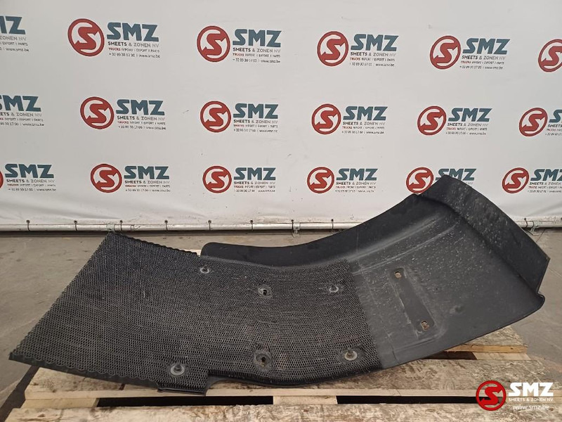 Volvo Occ spatbord cabine achter L/R Volvo - Carrosserie et extérieur pour Camion: photos 4 Volvo Occ spatbord cabine achter L/R Volvo - Carrosserie et extérieur pour Camion: photos 4