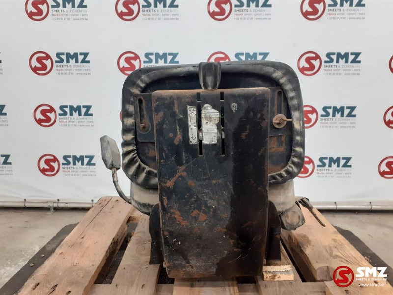 Zettelmeyer Occ bijrijdersstoel Zettelmeyer - Cabine et intérieur pour Camion: photos 3 Zettelmeyer Occ bijrijdersstoel Zettelmeyer - Cabine et intérieur pour Camion: photos 3