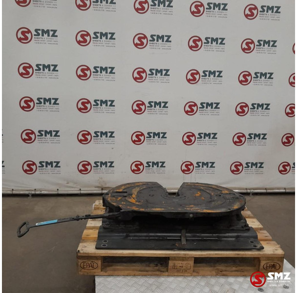 Jost Occ koppelschotel + montageplaat JSK40 Jost - Sellette d'attelage pour Camion: photos 2 Jost Occ koppelschotel + montageplaat JSK40 Jost - Sellette d'attelage pour Camion: photos 2