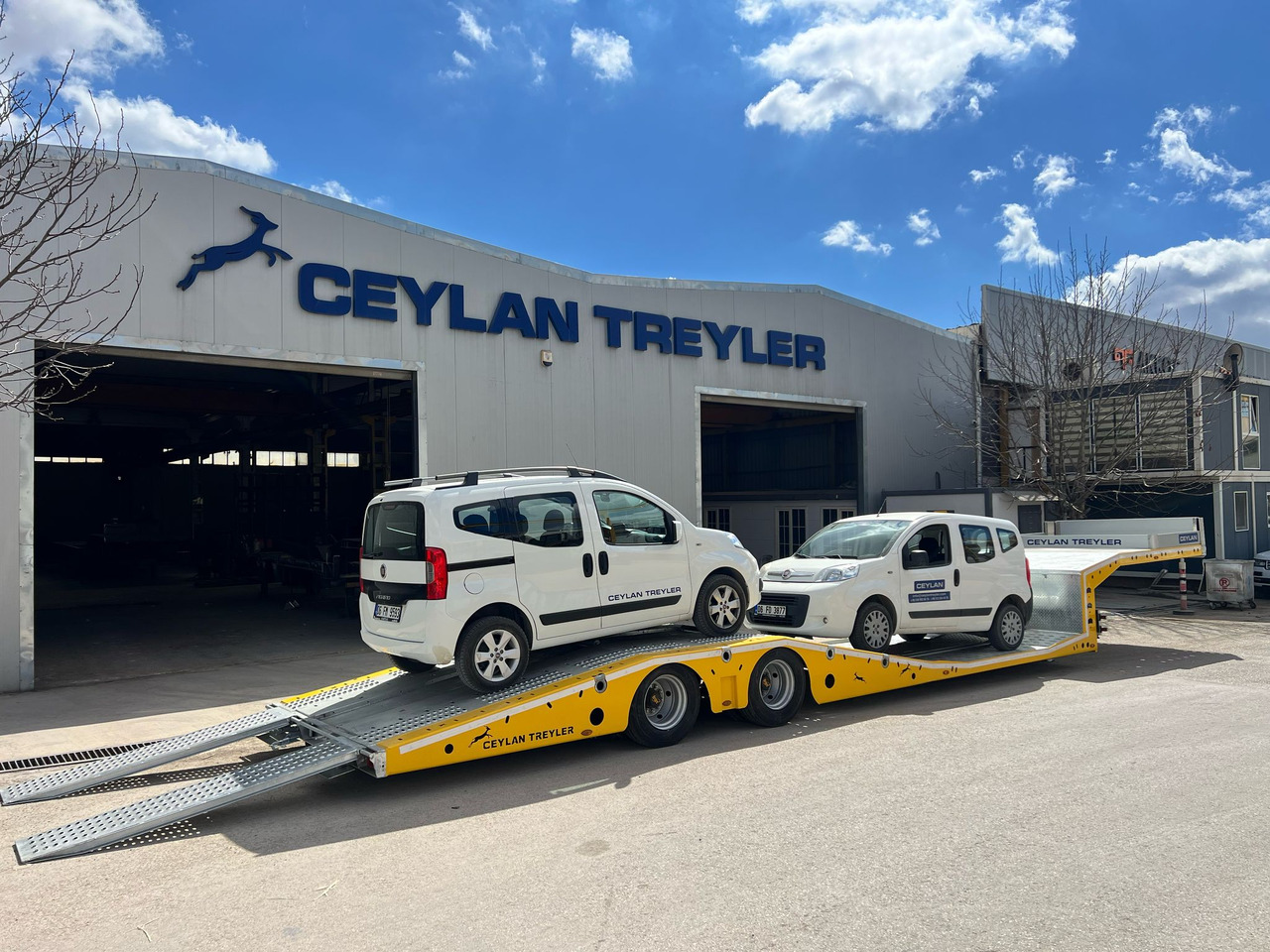 CEYLAN 2 AXLE TRUCK CARRIER - Semi-remorque: photos 2 CEYLAN 2 AXLE TRUCK CARRIER - Semi-remorque: photos 2