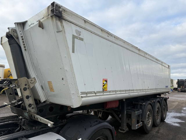 Diversen Aluminium Bak stalen chassis 28 cub - Semi-remorque benne: photos 1 Diversen Aluminium Bak stalen chassis 28 cub - Semi-remorque benne: photos 1