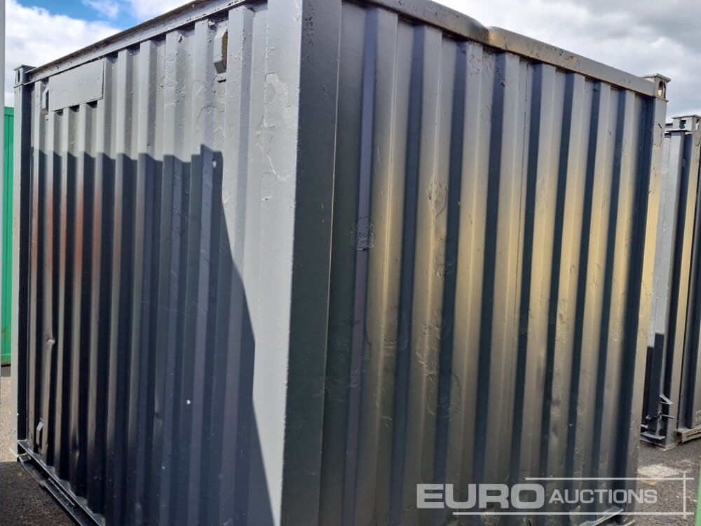 10' x 8' Container - Conteneur maritime: photos 3 10' x 8' Container - Conteneur maritime: photos 3