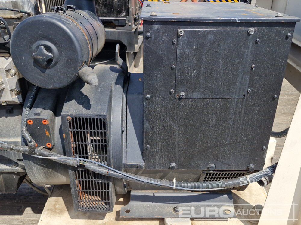 Groupe électrogène 100kVA Generator, Perkins Engine: photos 10 Groupe électrogène 100kVA Generator, Perkins Engine: photos 10