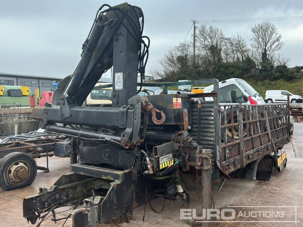 14' x 8' Dropside Body, Hiab 090 Crane - Carrosserie plateau: photos 1 14' x 8' Dropside Body, Hiab 090 Crane - Carrosserie plateau: photos 1