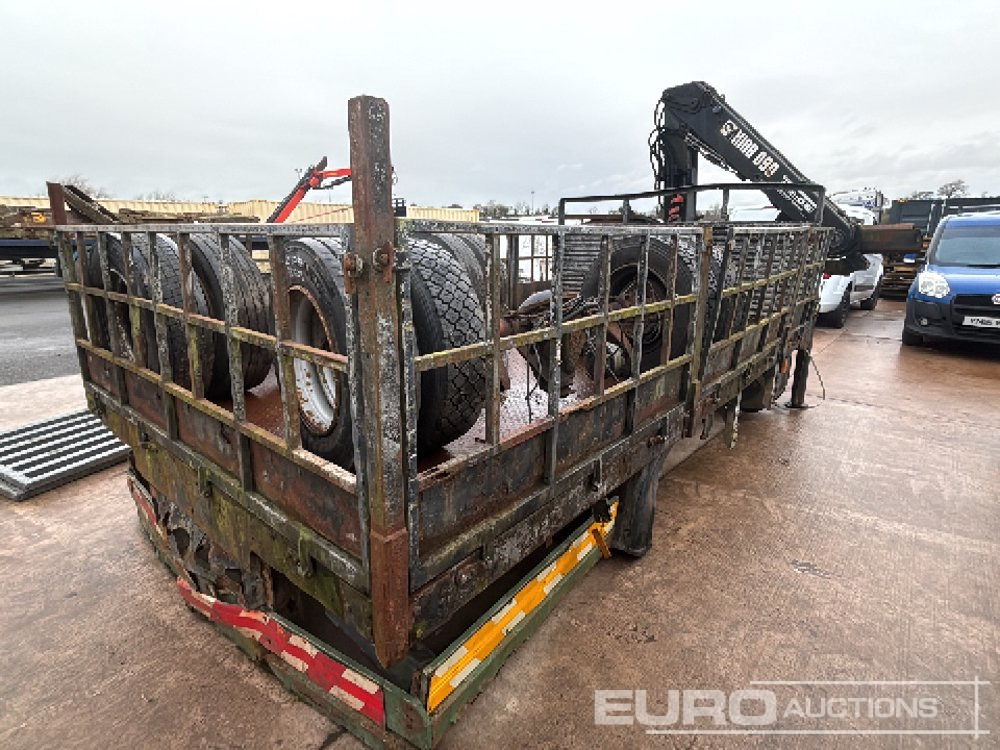 14' x 8' Dropside Body, Hiab 090 Crane - Carrosserie plateau: photos 5 14' x 8' Dropside Body, Hiab 090 Crane - Carrosserie plateau: photos 5