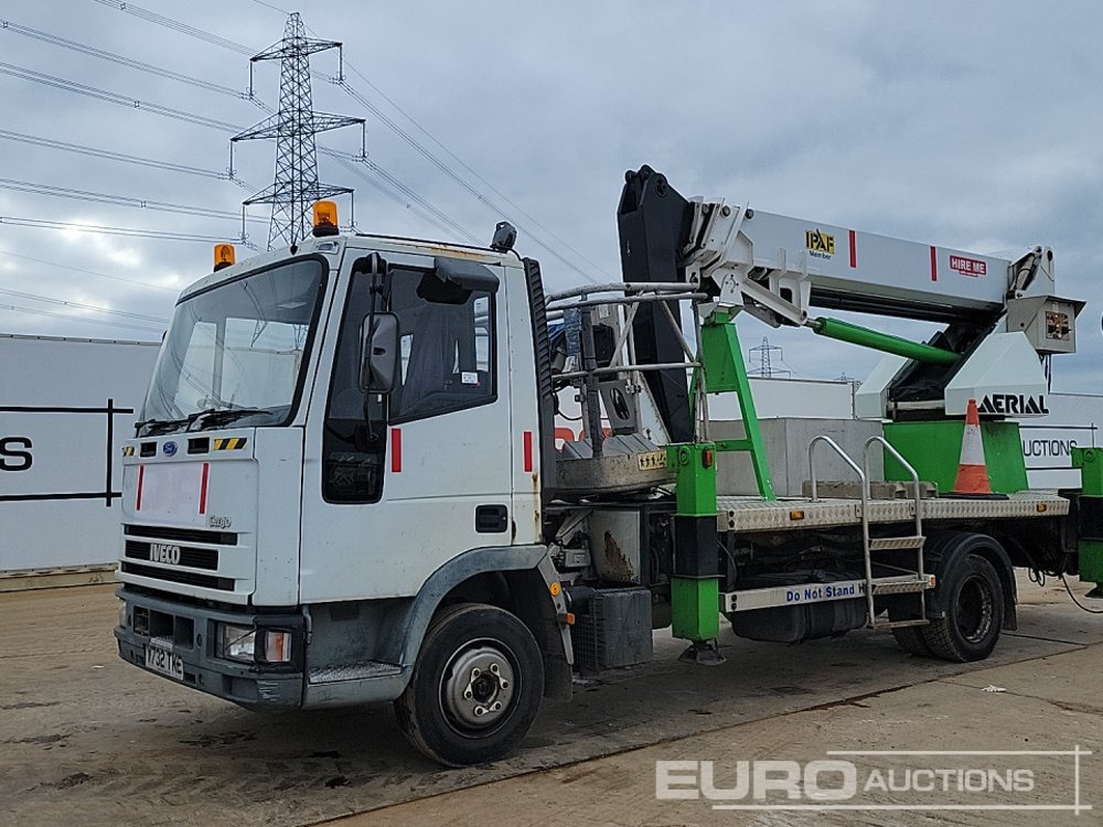 2001 Iveco CRG75E15 - Camion avec nacelle: photos 1 2001 Iveco CRG75E15 - Camion avec nacelle: photos 1