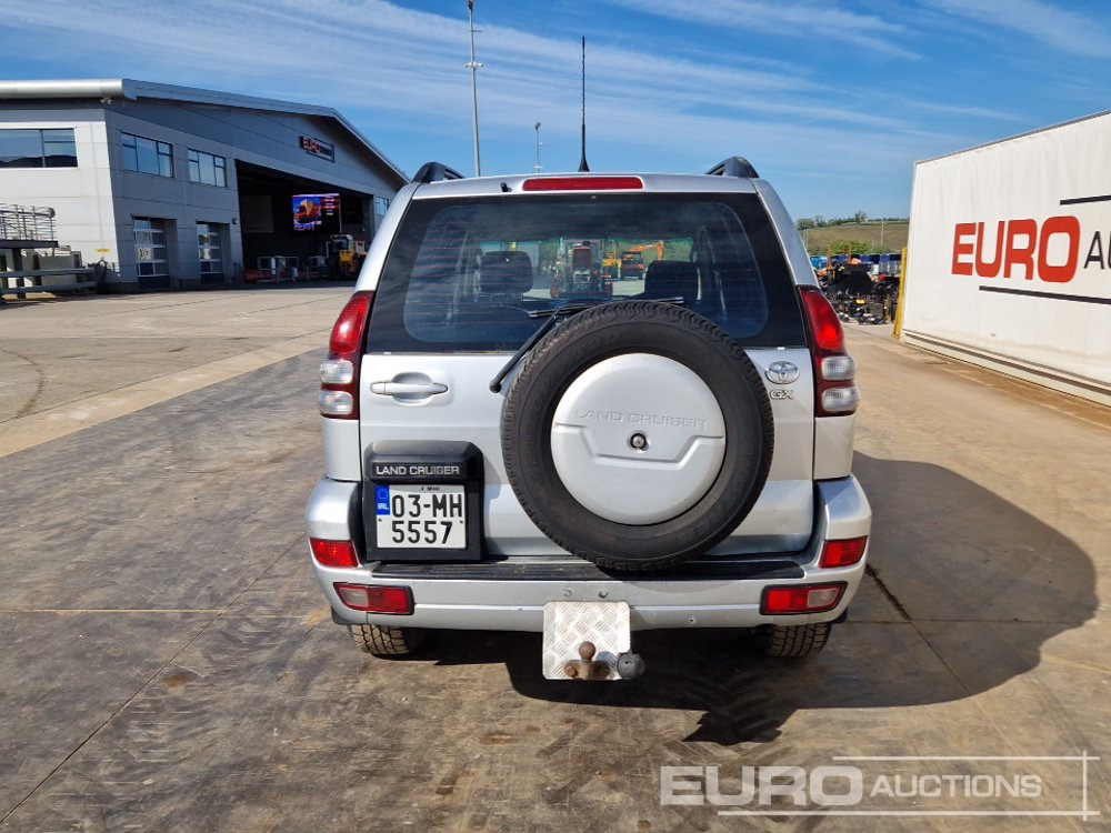 2003 Toyota Land Cruiser - SUV: photos 4 2003 Toyota Land Cruiser - SUV: photos 4