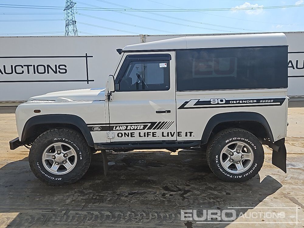2004 Land Rover Defender 90 - SUV: photos 2 2004 Land Rover Defender 90 - SUV: photos 2