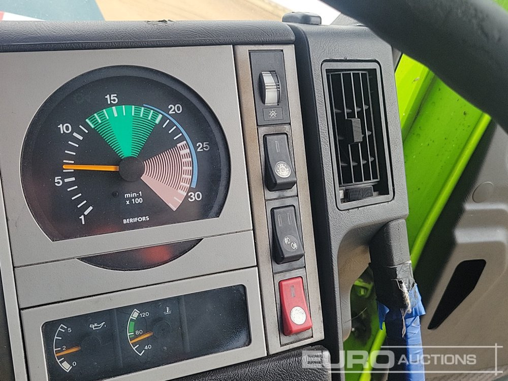 Camion citerne 2005 MAN ME18.220: photos 40