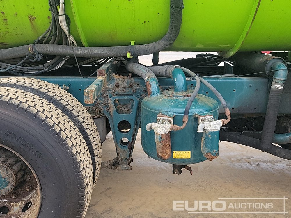 Camion citerne 2005 MAN ME18.220: photos 16