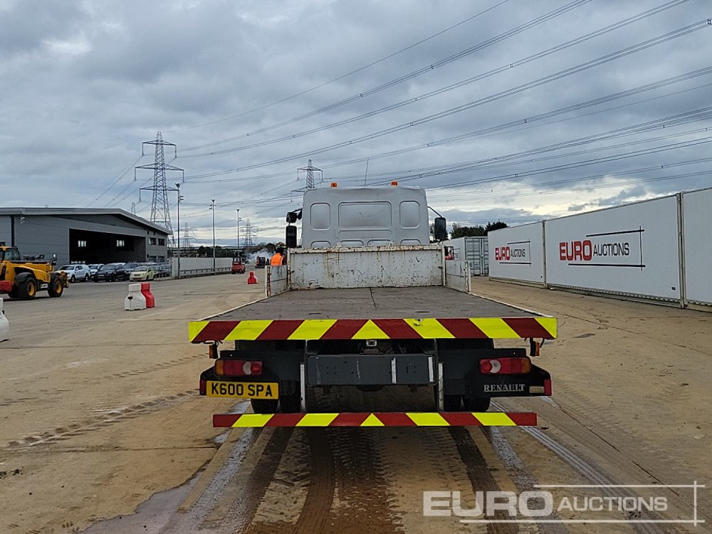 2005 Renault 4x2 Flatbed Lorry, Manual Gearbox (Reg. Docs. Available) - Camion plateau: photos 4 2005 Renault 4x2 Flatbed Lorry, Manual Gearbox (Reg. Docs. Available) - Camion plateau: photos 4