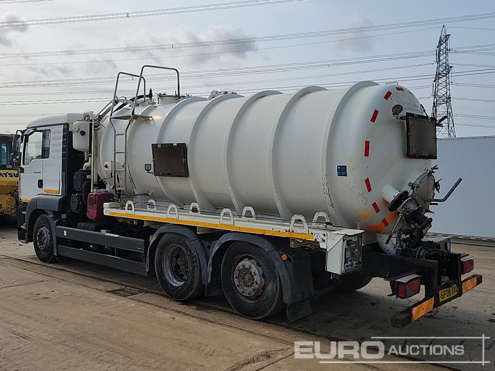 2008 MAN TGA26.320 - Camion citerne: photos 3 2008 MAN TGA26.320 - Camion citerne: photos 3