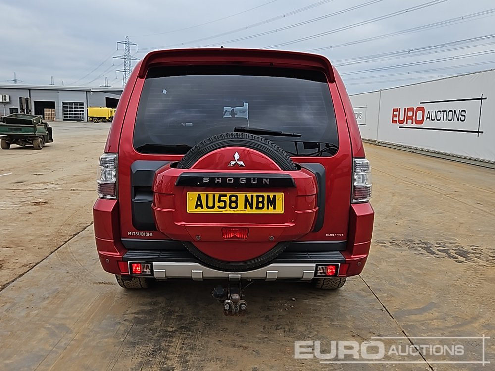 2008 Mitsubishi Shogun - SUV: photos 4 2008 Mitsubishi Shogun - SUV: photos 4