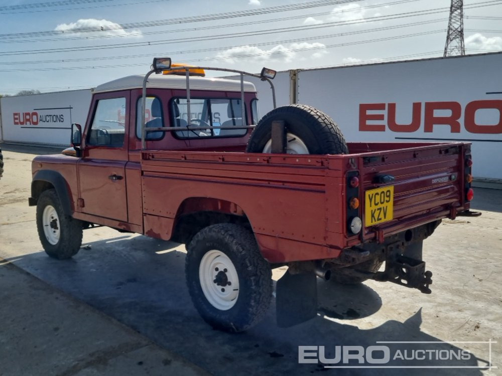 2009 Land Rover Defender - Pick-up: photos 3 2009 Land Rover Defender - Pick-up: photos 3