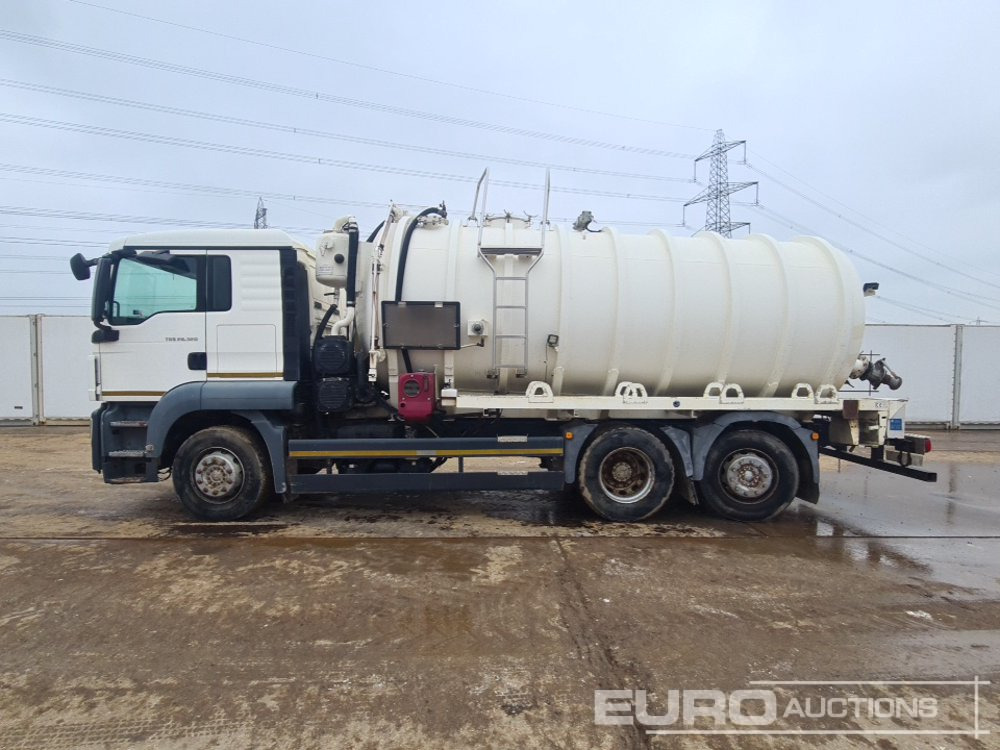 2009 MAN TGS26.320 - Camion citerne: photos 2 2009 MAN TGS26.320 - Camion citerne: photos 2