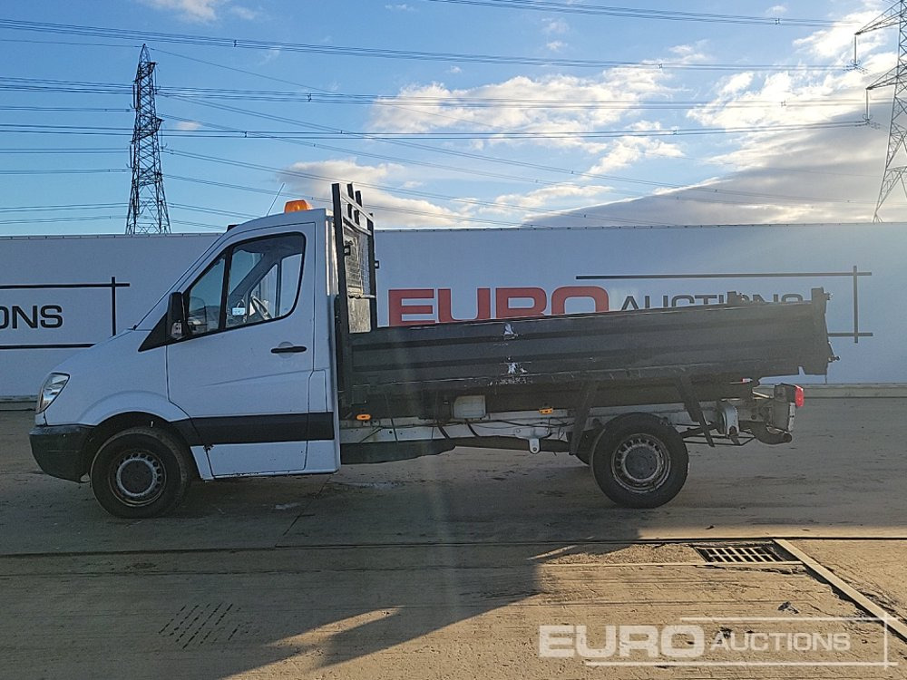 2009 Mercedes Sprinter 311 CDI - Utilitaire benne: photos 2 2009 Mercedes Sprinter 311 CDI - Utilitaire benne: photos 2