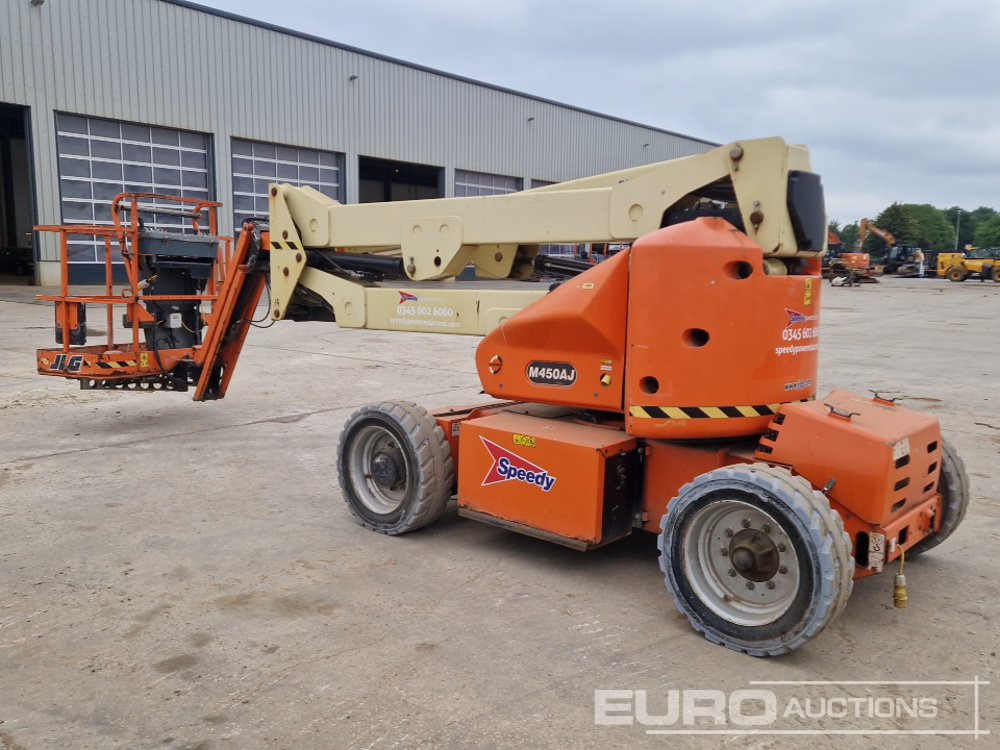 2010 JLG M450AJ - Nacelle: photos 3 2010 JLG M450AJ - Nacelle: photos 3