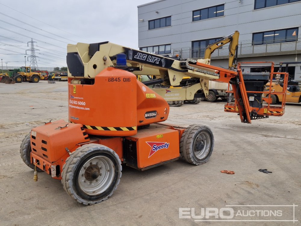 2010 JLG M450AJ - Nacelle: photos 5 2010 JLG M450AJ - Nacelle: photos 5