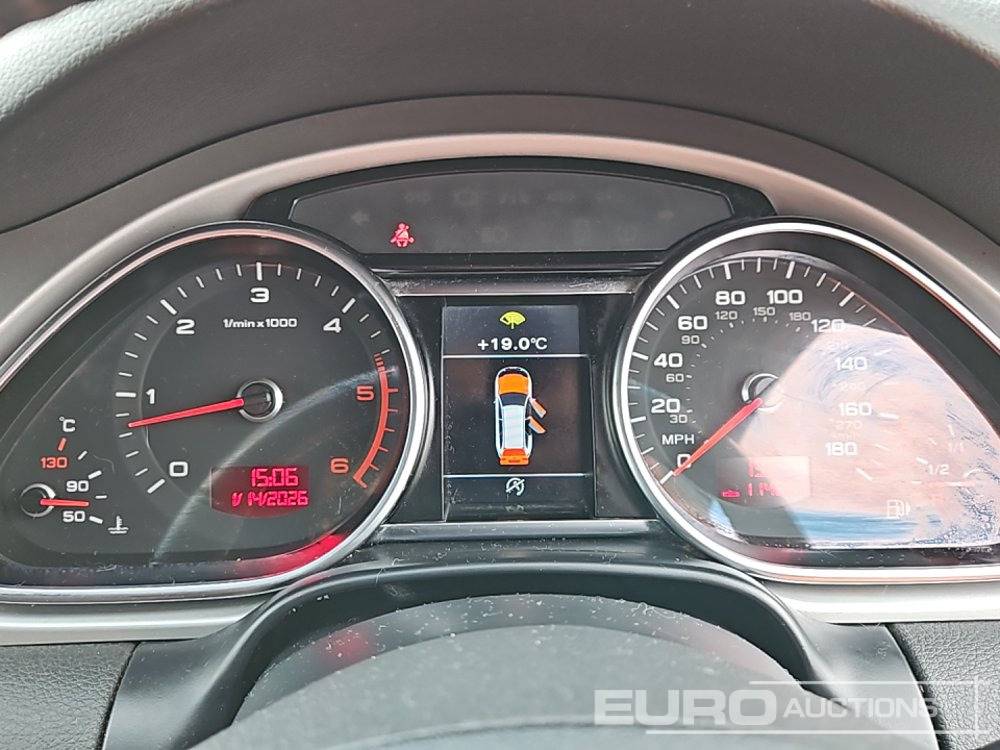 SUV 2011 Audi Q7: photos 35