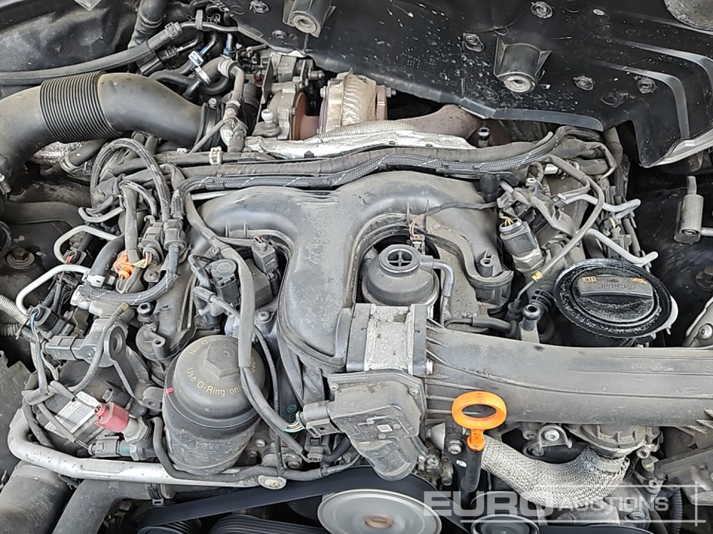 SUV 2011 Audi Q7: photos 21