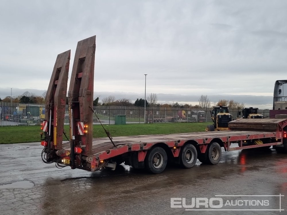 2011 Faymonville Tri Axle Stepframe Low Loader Trailer, Out Riggers, Hydraulic Ramps - Semi-remorque surbaissé: photos 5 2011 Faymonville Tri Axle Stepframe Low Loader Trailer, Out Riggers, Hydraulic Ramps - Semi-remorque surbaissé: photos 5