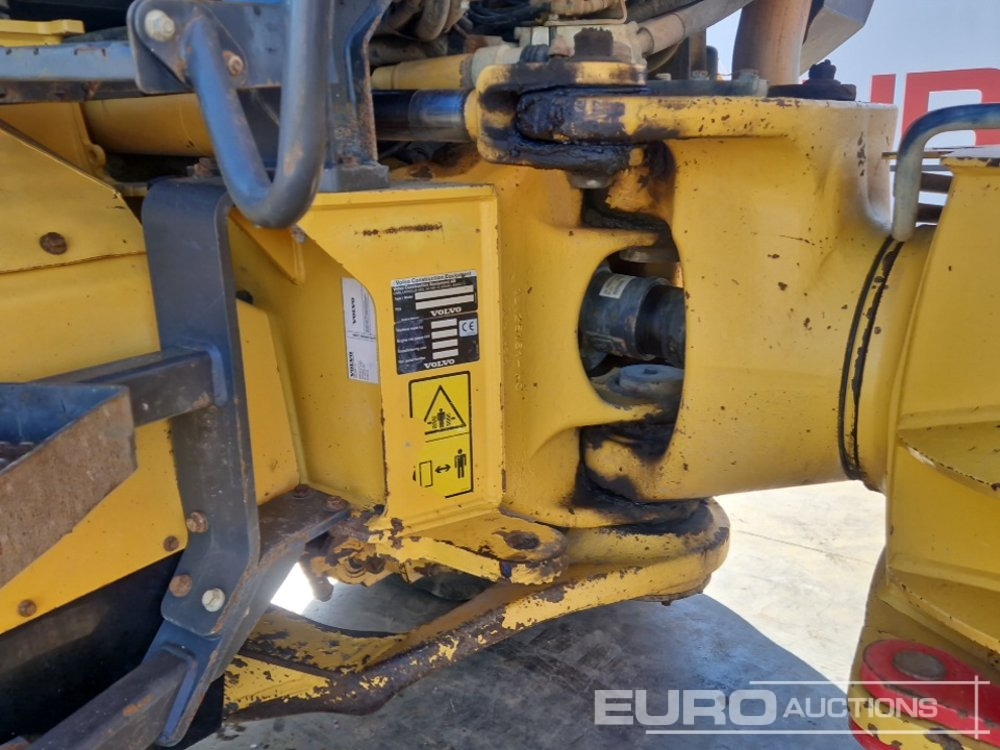 Tombereau articulé 2011 Volvo A30F: photos 17