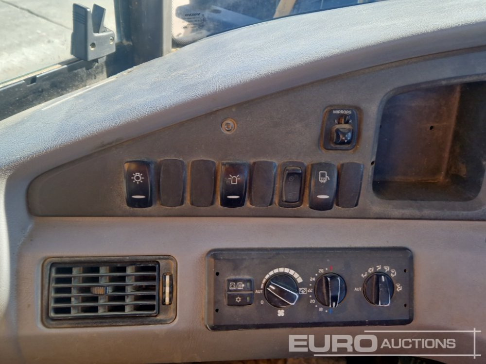 Tombereau articulé 2011 Volvo A30F: photos 36