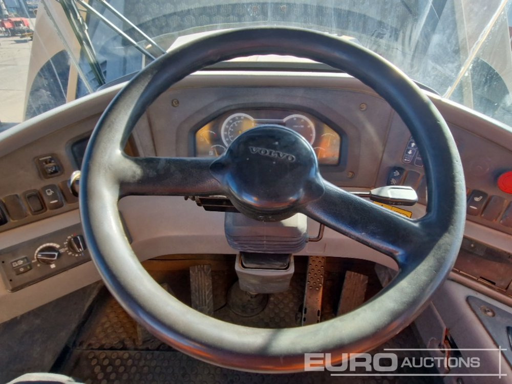 Tombereau articulé 2011 Volvo A30F: photos 43