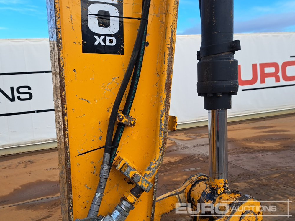 Pelle sur chenille 2012 JCB JS220LC: photos 32 Pelle sur chenille 2012 JCB JS220LC: photos 32