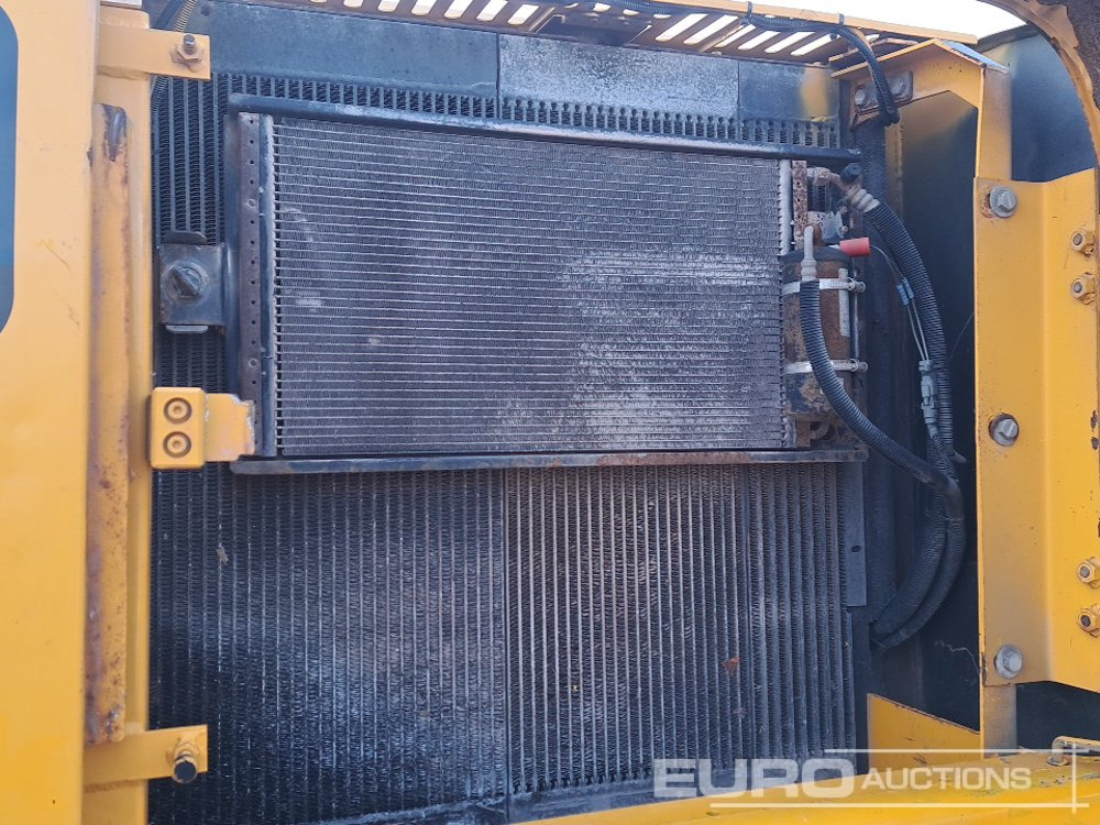 Pelle sur chenille 2012 JCB JS220LC: photos 42 Pelle sur chenille 2012 JCB JS220LC: photos 42