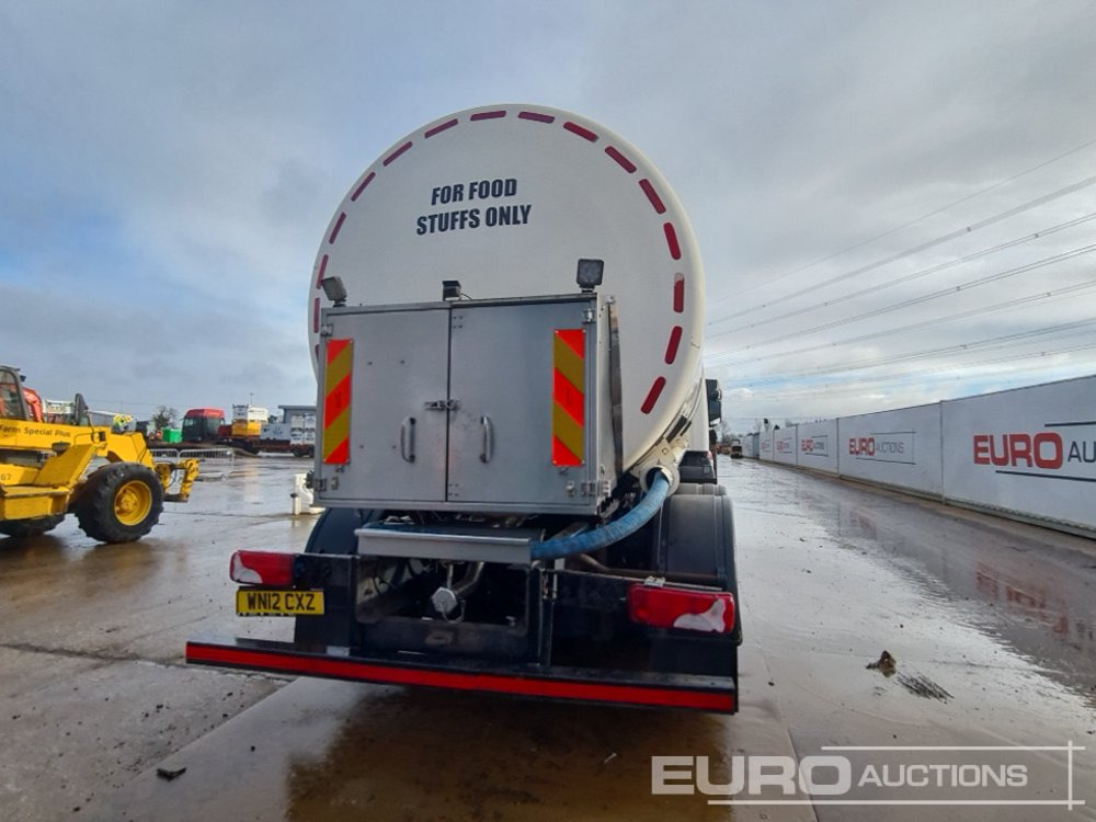 2012 Scania P340 - Camion citerne: photos 4 2012 Scania P340 - Camion citerne: photos 4