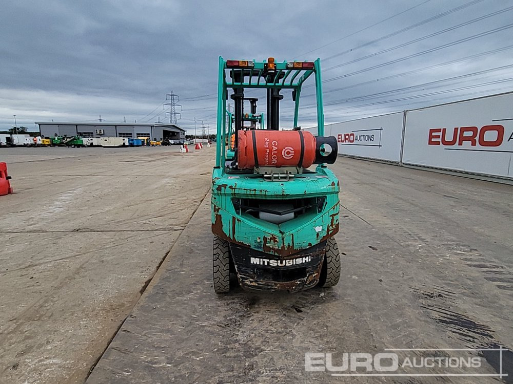 2013 Mitsubishi FG25N - Chariot élévateur: photos 4 2013 Mitsubishi FG25N - Chariot élévateur: photos 4