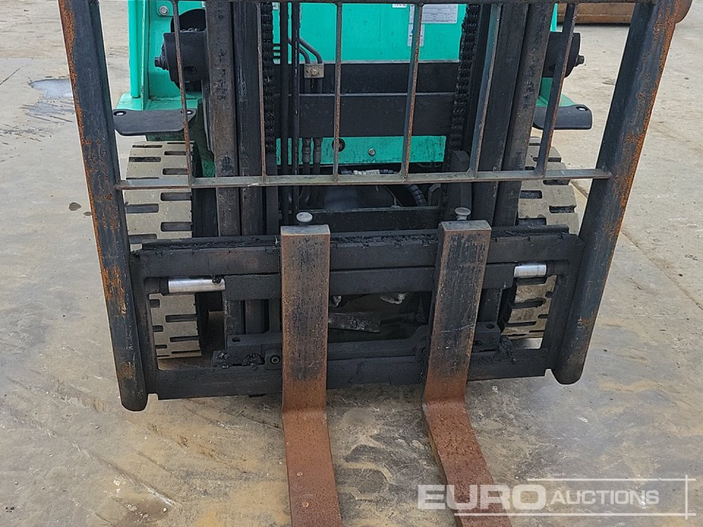 Chariot élévateur 2013 Mitsubishi FG25N: photos 14