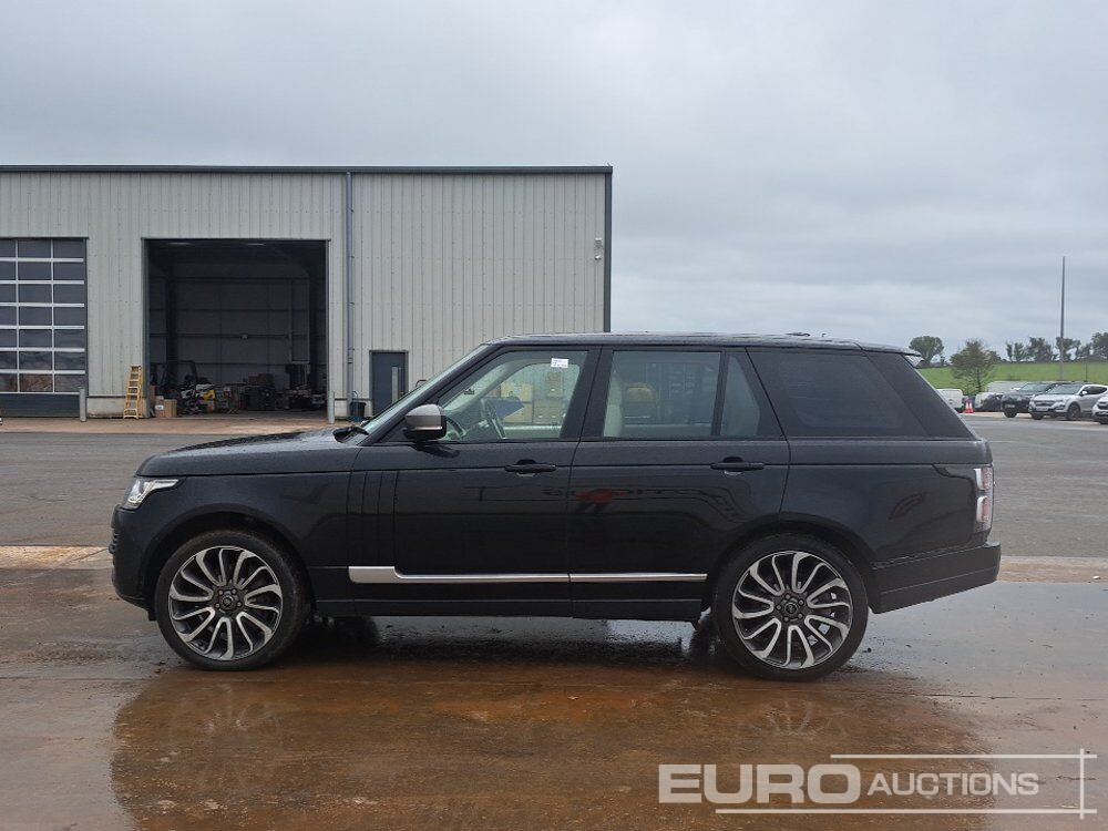 2013 Range Rover Vogue - SUV: photos 2 2013 Range Rover Vogue - SUV: photos 2