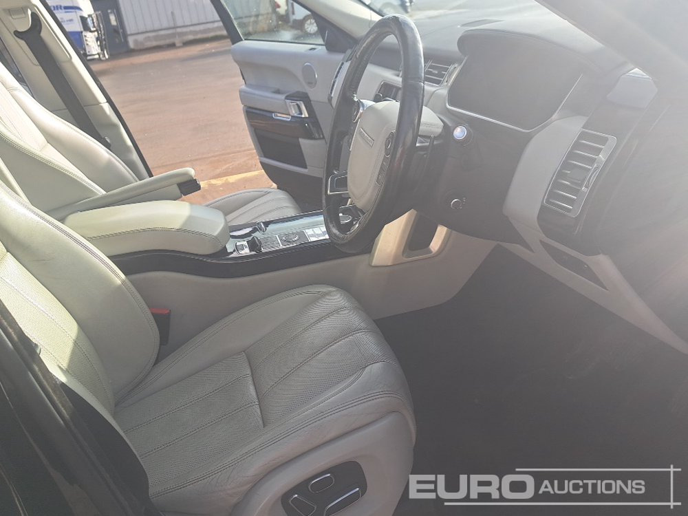 SUV 2013 Range Rover Vogue: photos 27 SUV 2013 Range Rover Vogue: photos 27