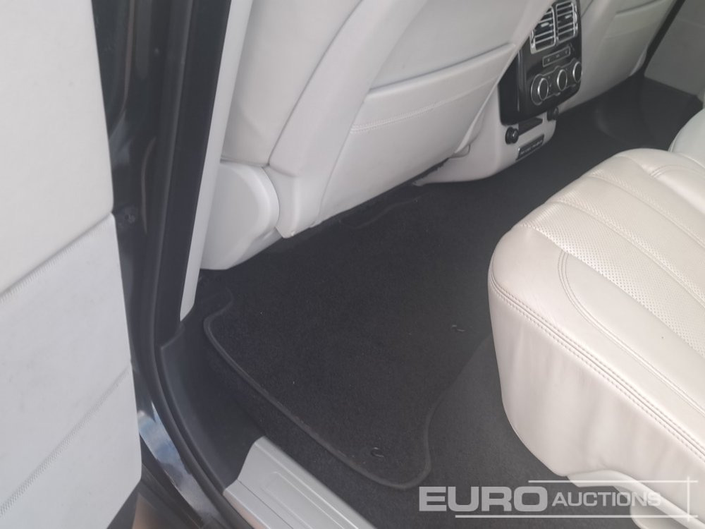 SUV 2013 Range Rover Vogue: photos 17 SUV 2013 Range Rover Vogue: photos 17