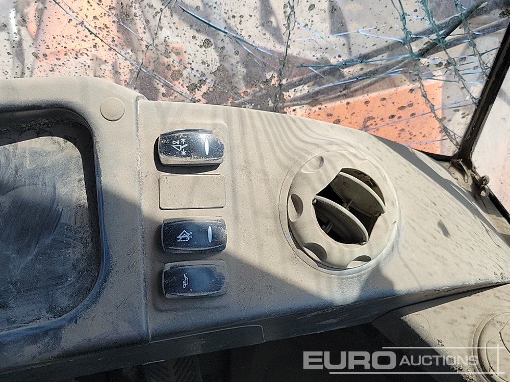 Chargeuse sur pneus 2014 Doosan DL300: photos 42