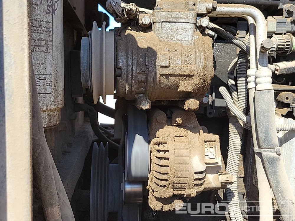 Chargeuse sur pneus 2014 Doosan DL300: photos 24